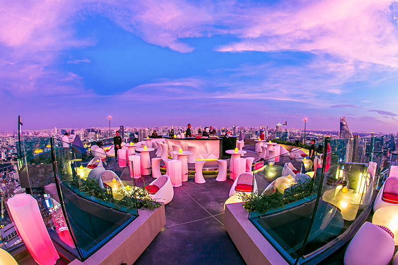 Rooftop bar Red Sky Bar and Cru Rooftop Bar at Centara Grand, Centralworld, Best hotel bars in Bangkok