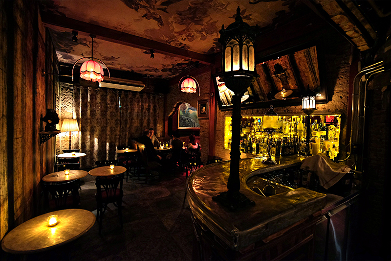 Bangkok's best speakeasies - Smalls