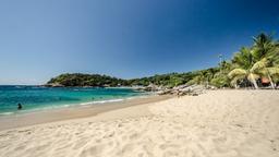 Hotels near Manzanillo airport