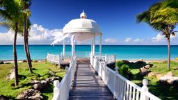Hotels near Juan Gualberto Gomez airport