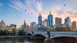 Hotels near Avalon airport