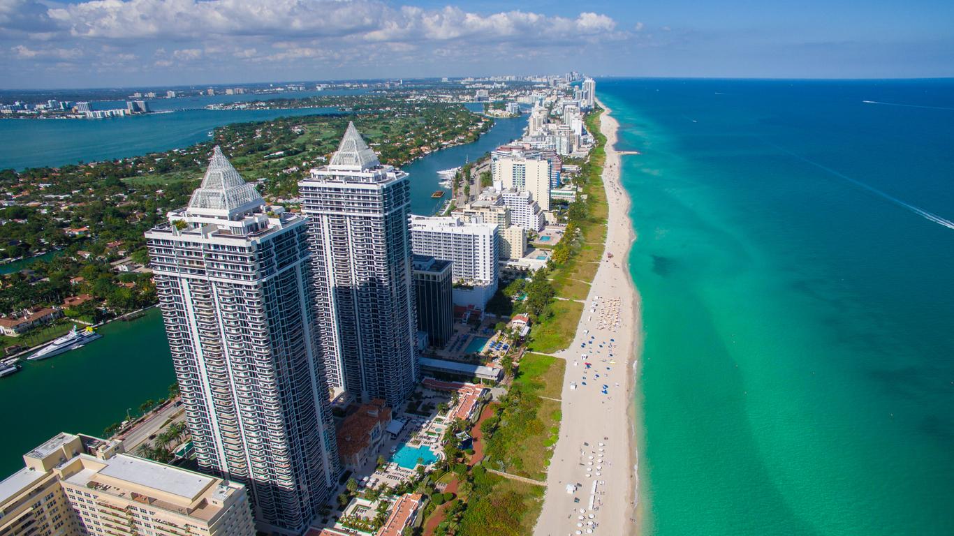 Car hire in Mid-Beach (Miami Beach)