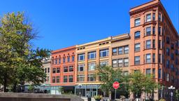 Hotels near Bloomington-Normal airport