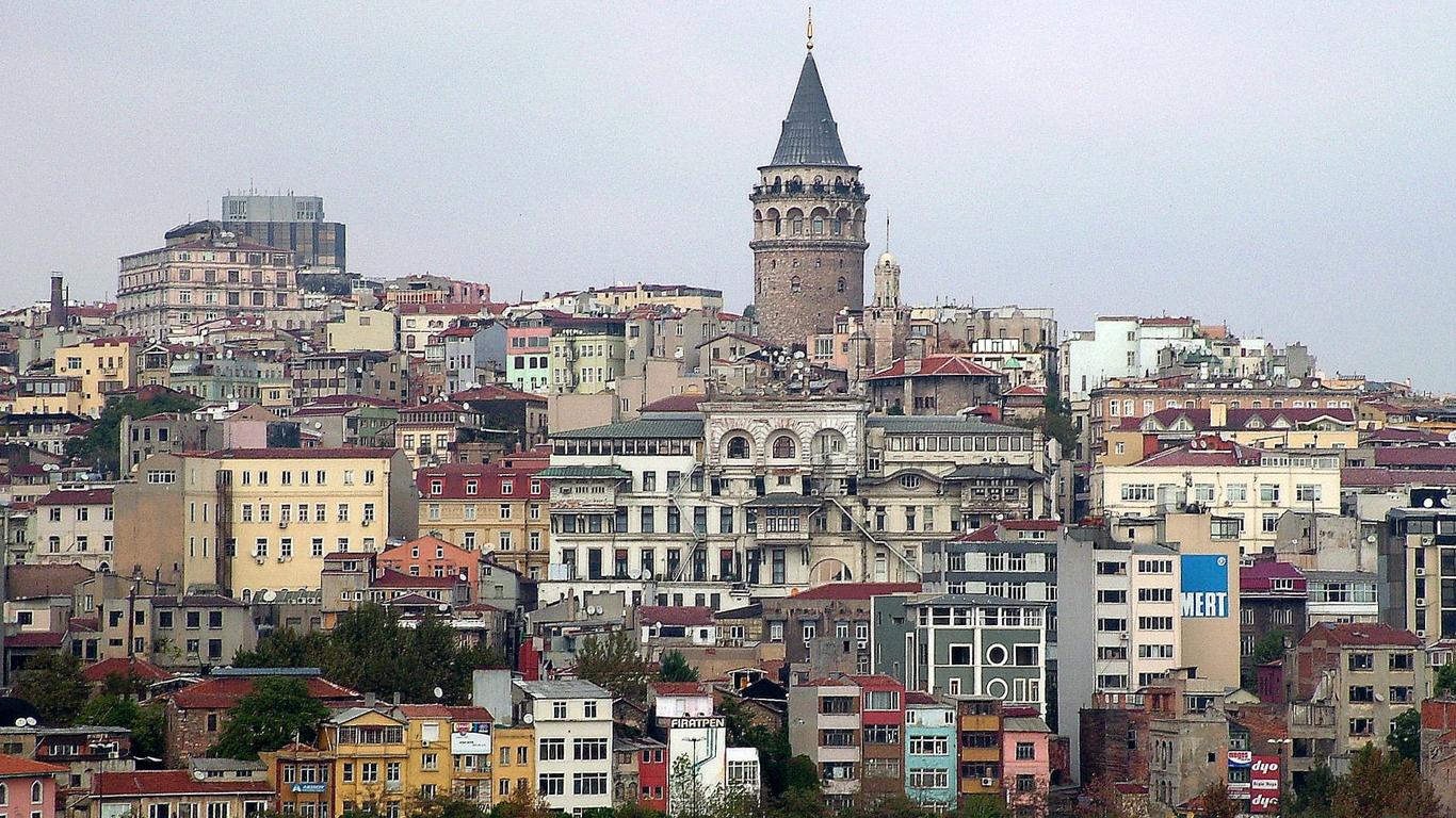 Car hire in Galata (Istanbul)