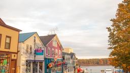 Hotels near Bar Harbor airport