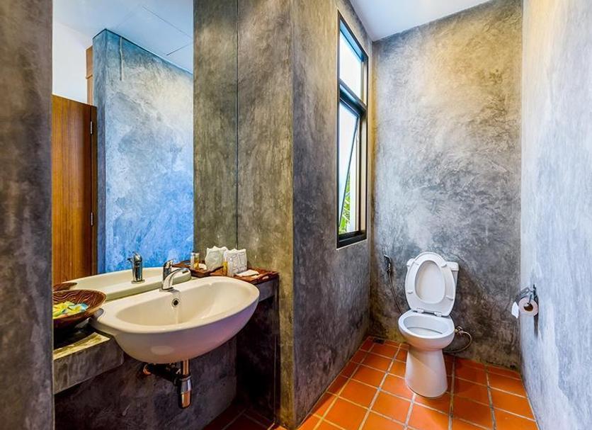Bathroom Photo