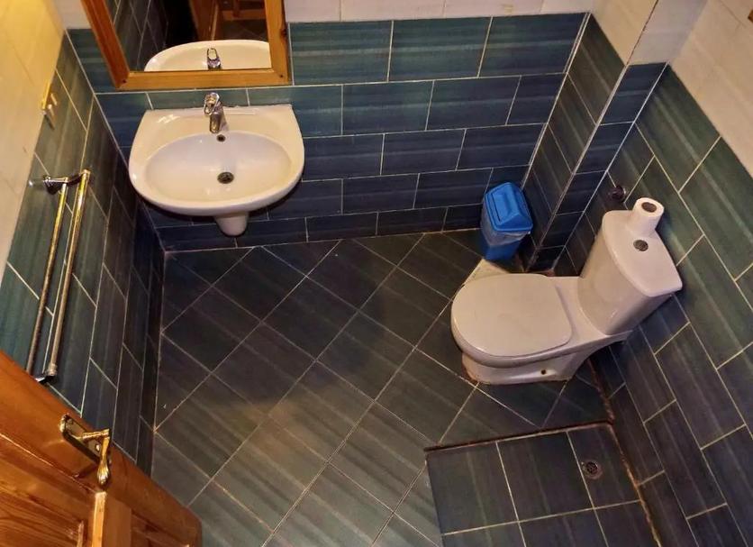 Bathroom Photo