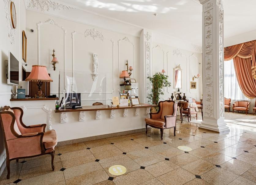 Lobby Photo