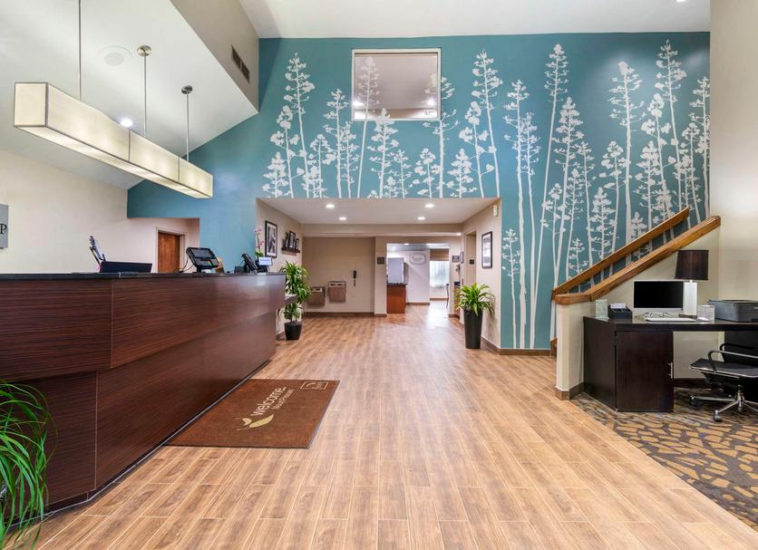 Front desk Photo