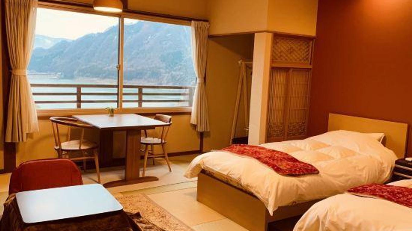 Sarugakyo Onsen Ryokan Higuchi