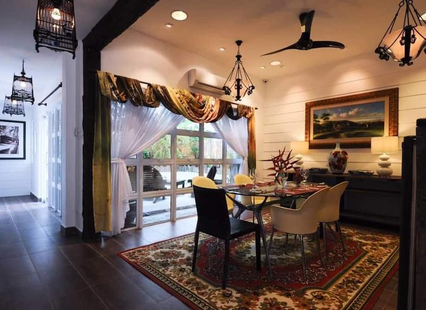 Dining room Photo
