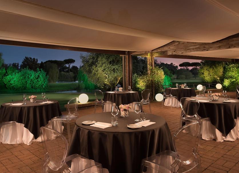 Banquet hall Photo