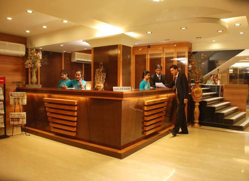 Front desk Photo