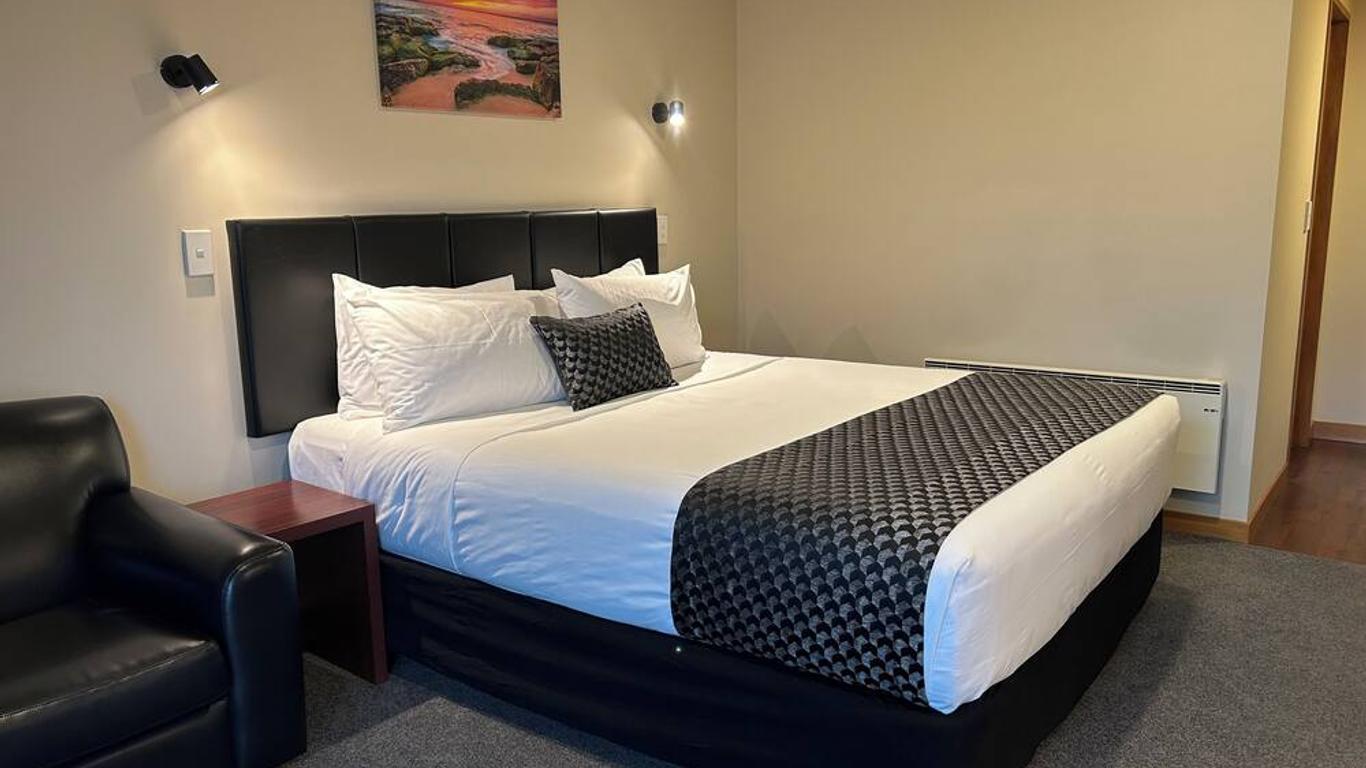 Shelby Motor Lodge