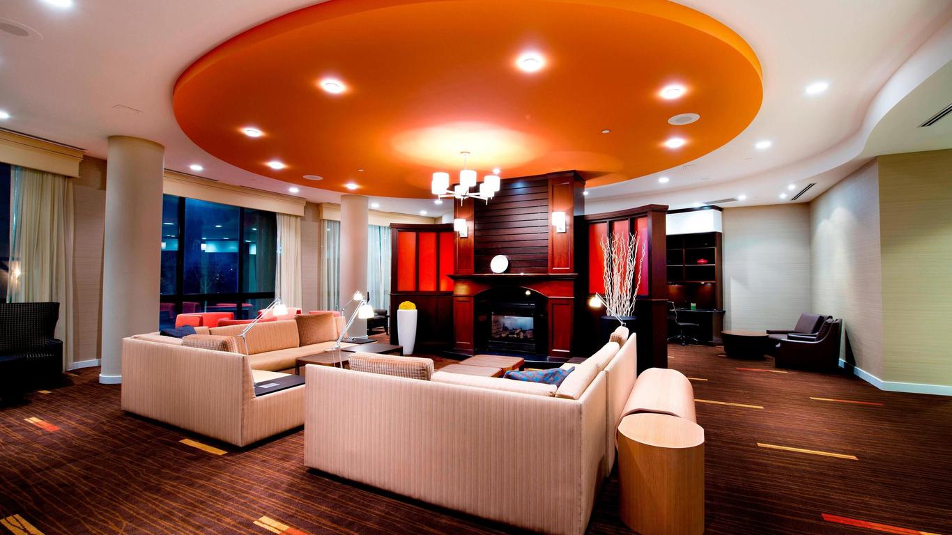 Courtyard by Marriott Mississauga-Airport Corporate Centre West