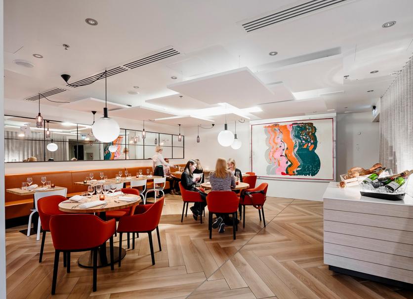Restaurant Photo