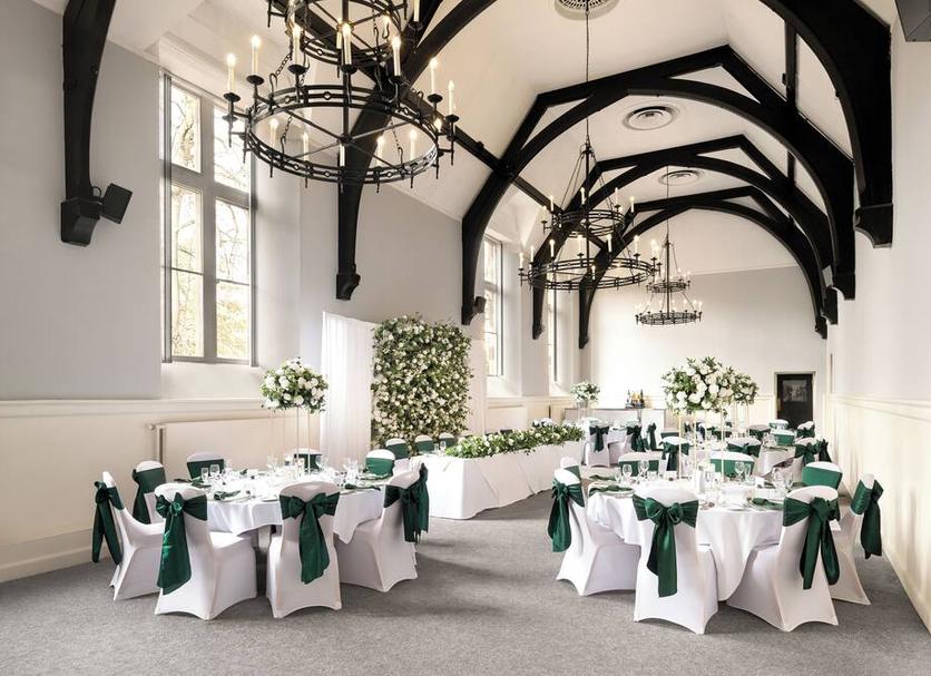 Banquet hall Photo