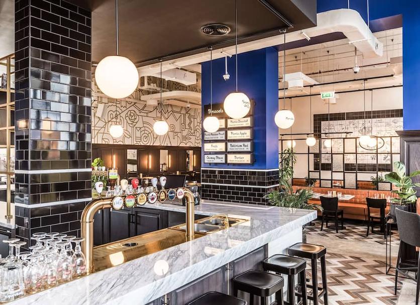 Restaurant Photo