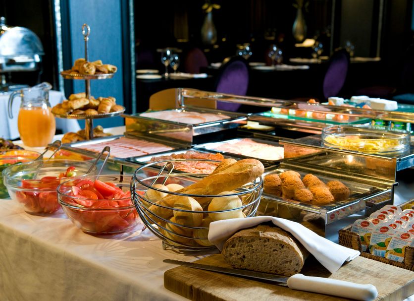 Buffet Photo