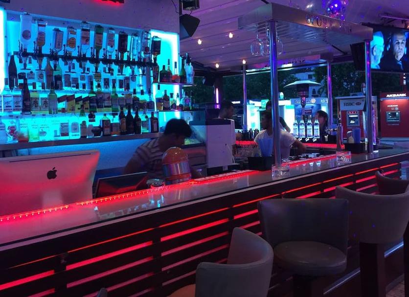 Bar Photo