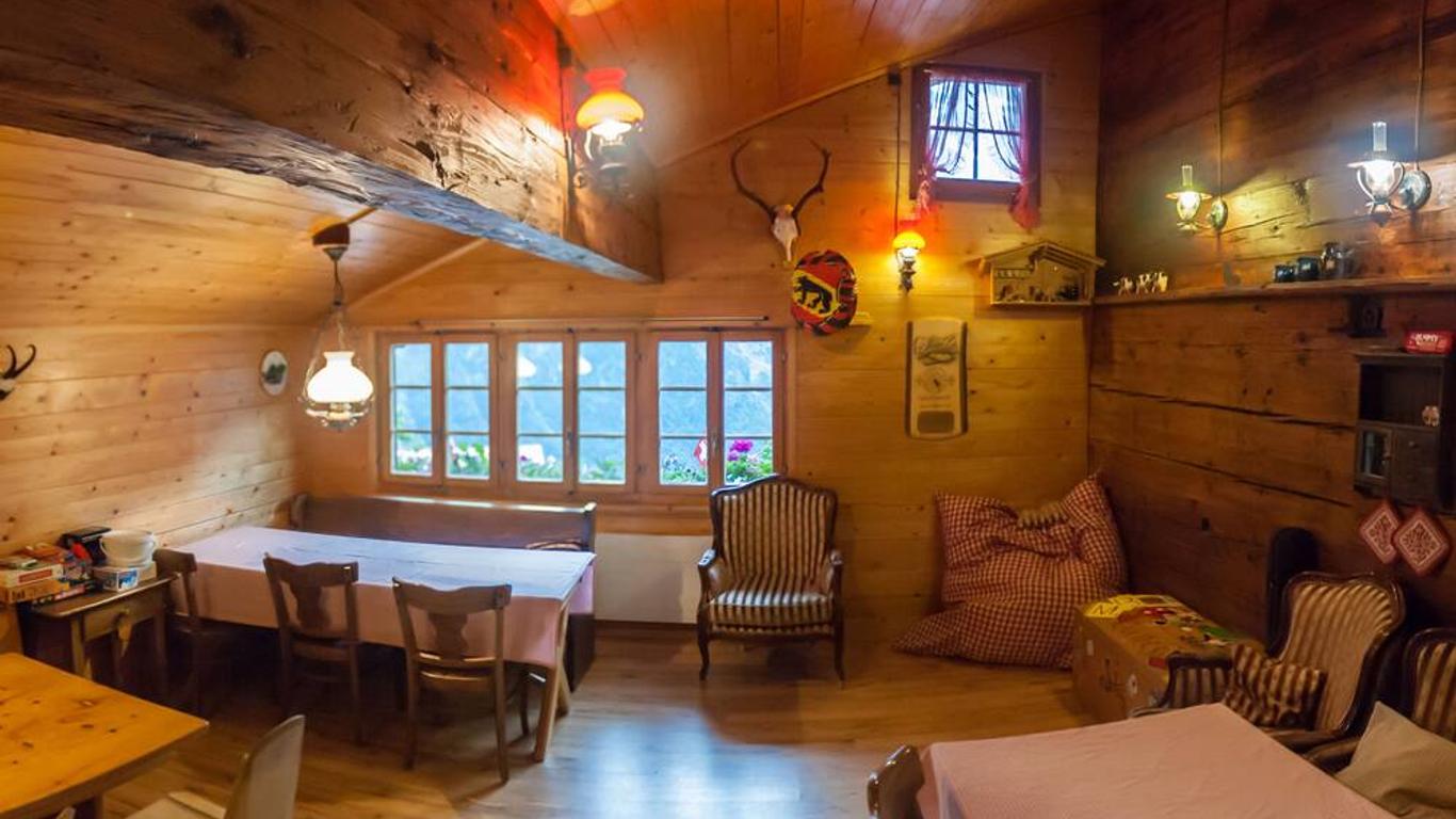 Mountain Hostel Gimmelwald