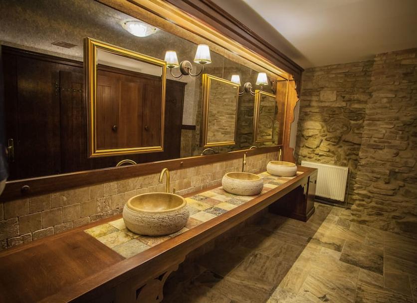 Bathroom Photo