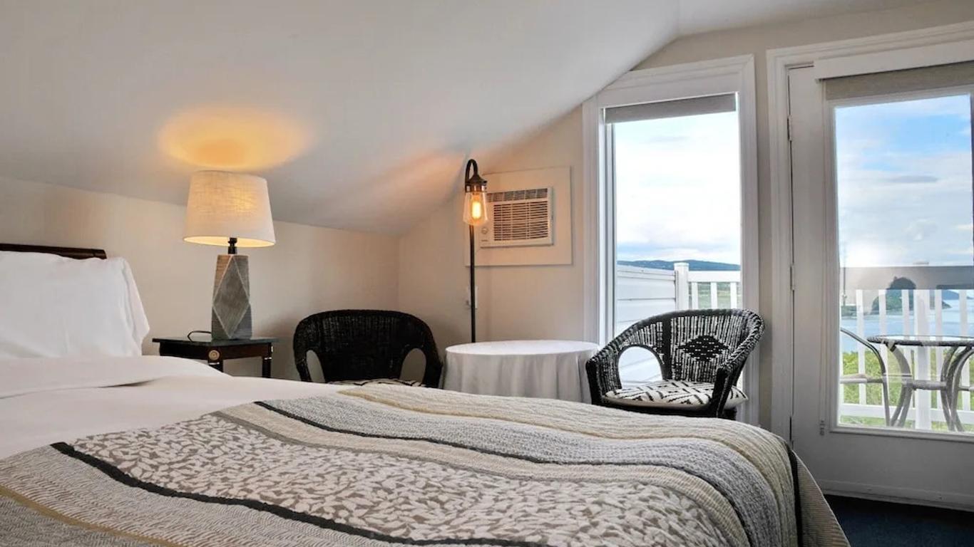 Auberge Des Falaises