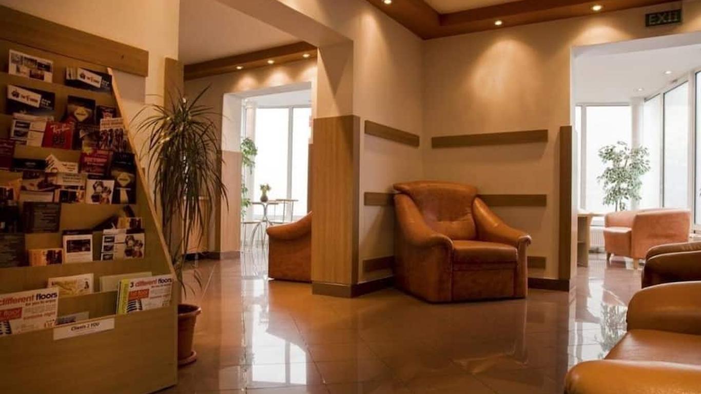 Hotel Est