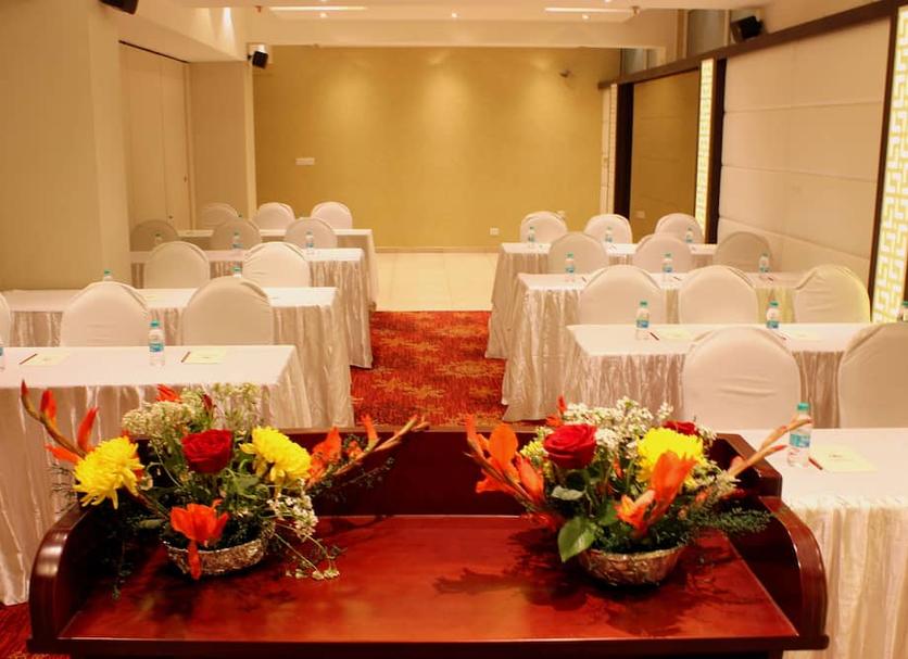 Banquet hall Photo
