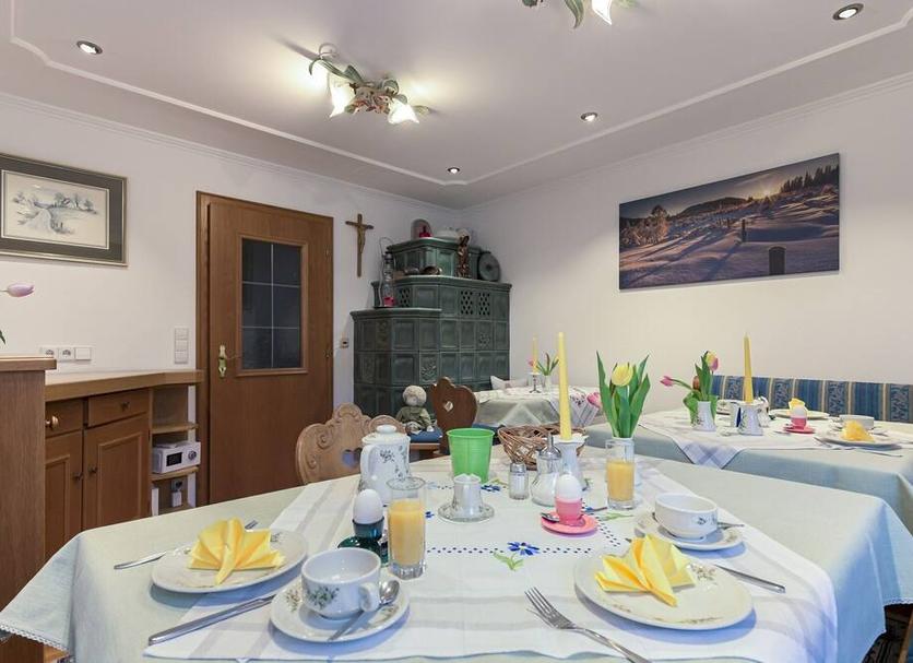 Dining room Photo