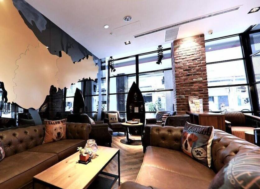 Lounge Photo