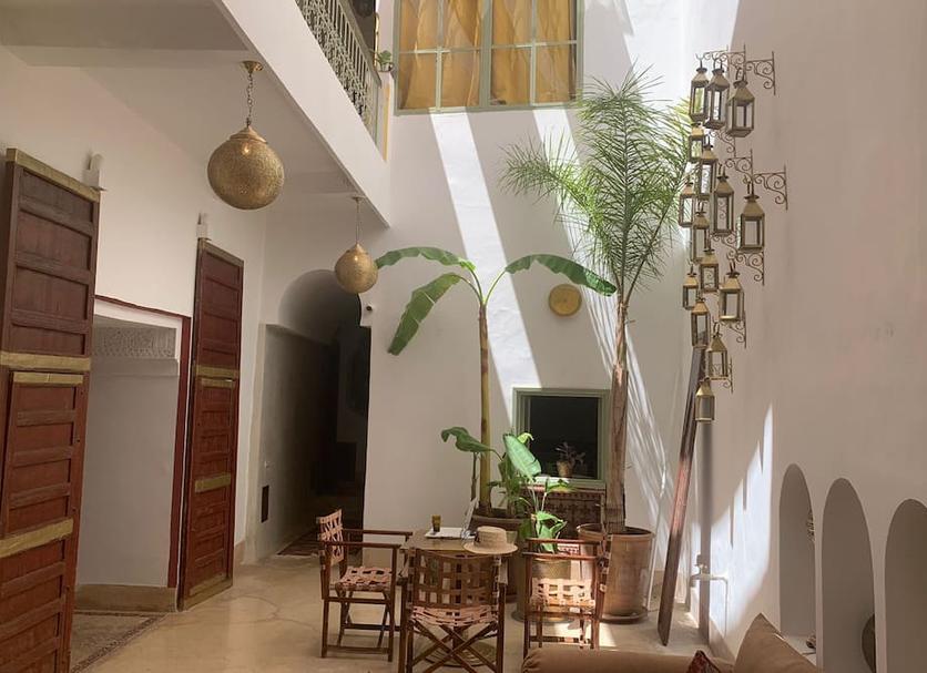 Dining room Photo