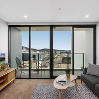 Central Canberra 2-Bed With Gym & Bbq Area