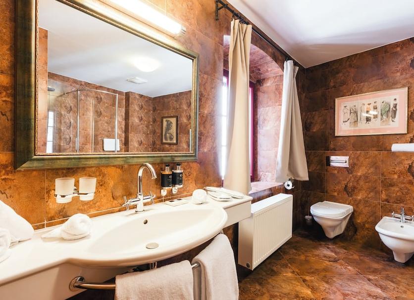 Bathroom Photo