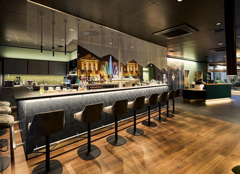 Bar Photo