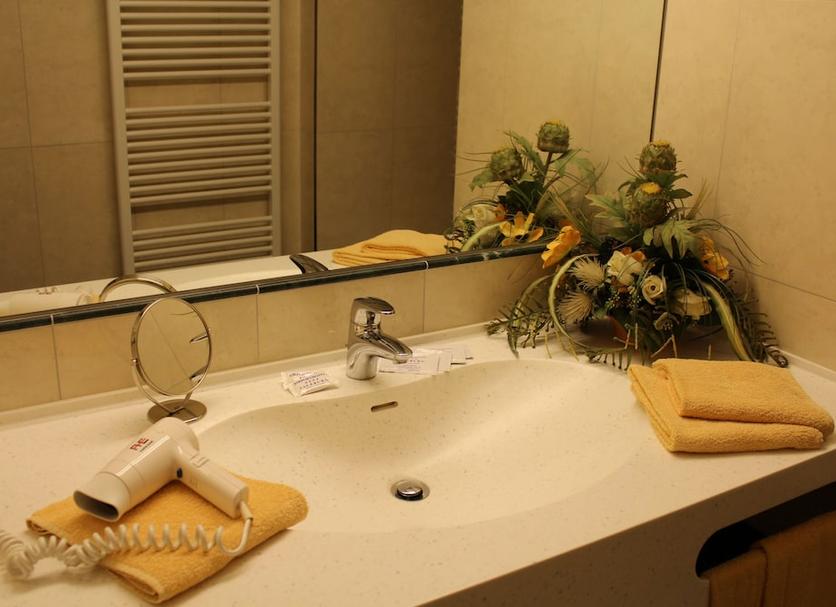 Bathroom Photo