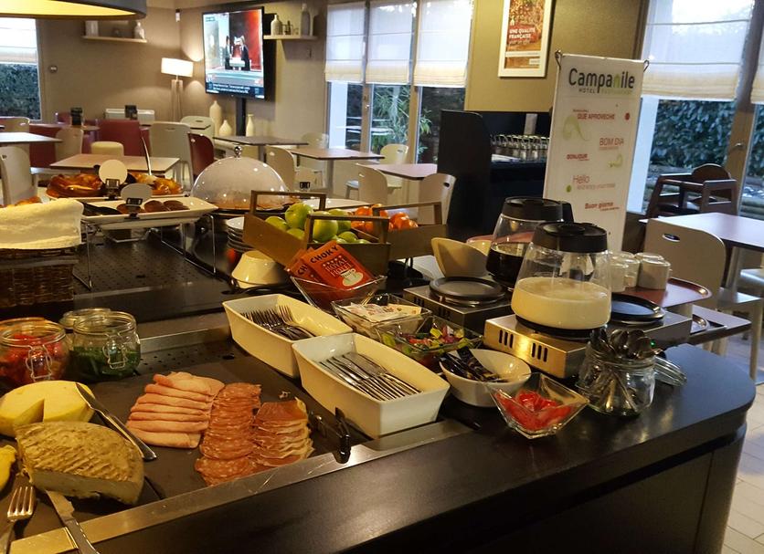 Buffet Photo