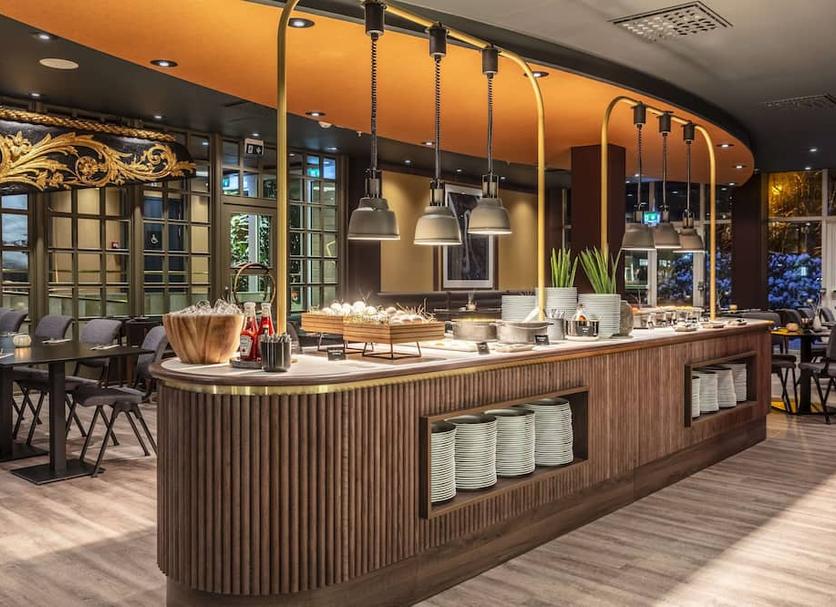 Buffet Photo