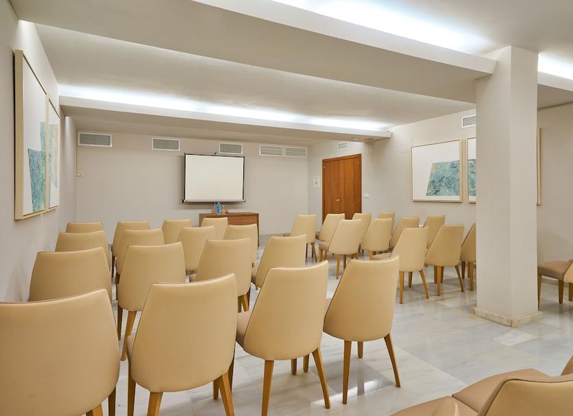 Conference room Photo