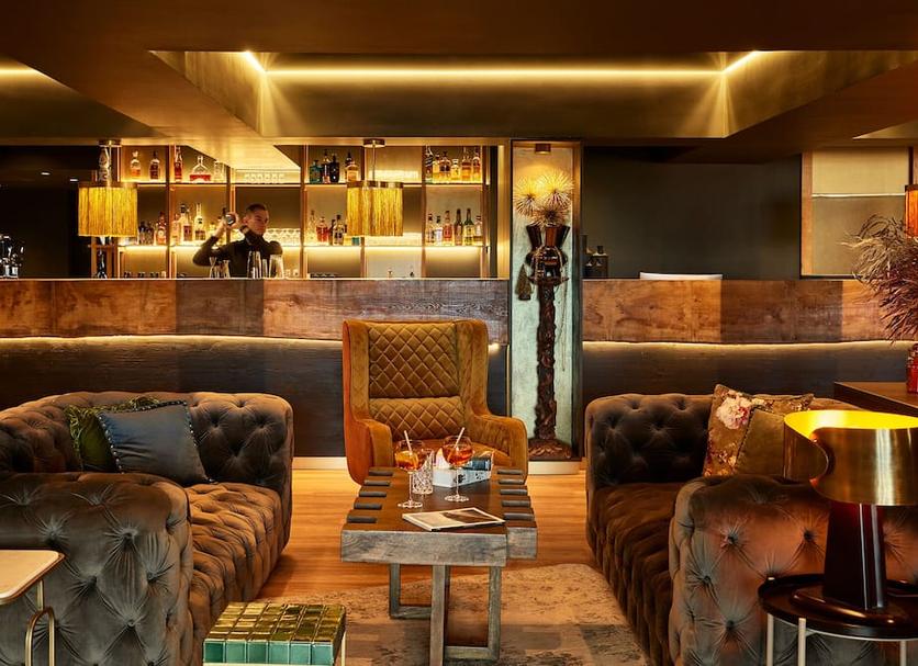 Lounge Photo