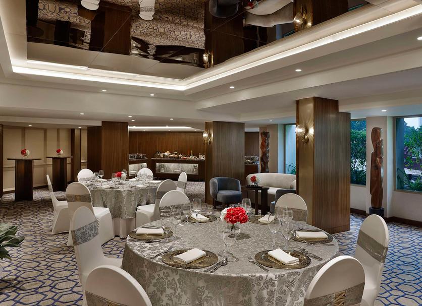 Banquet hall Photo