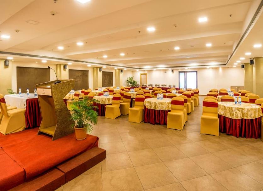 Banquet hall Photo