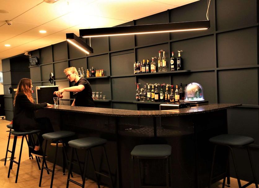 Bar Photo