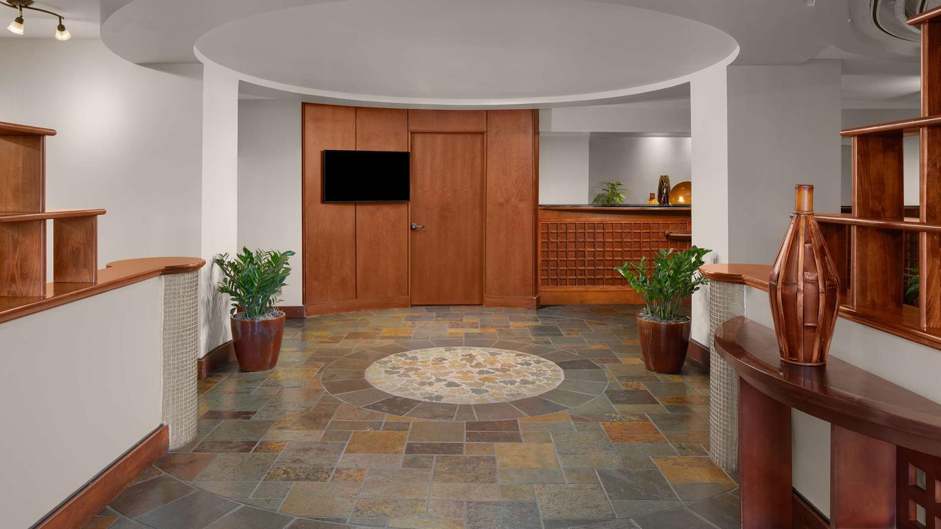 Larkspur Landing Extended Stay Suites Bellevue