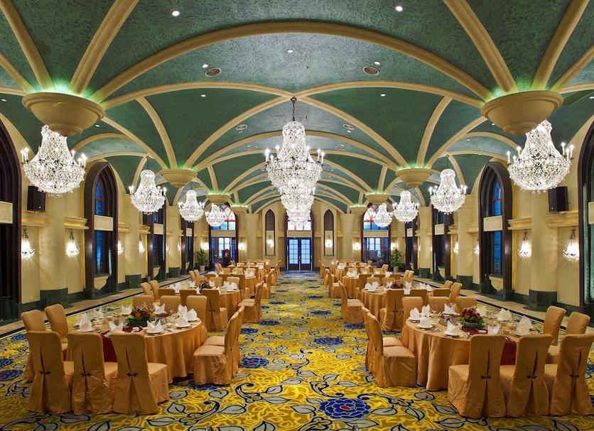 Banquet hall Photo