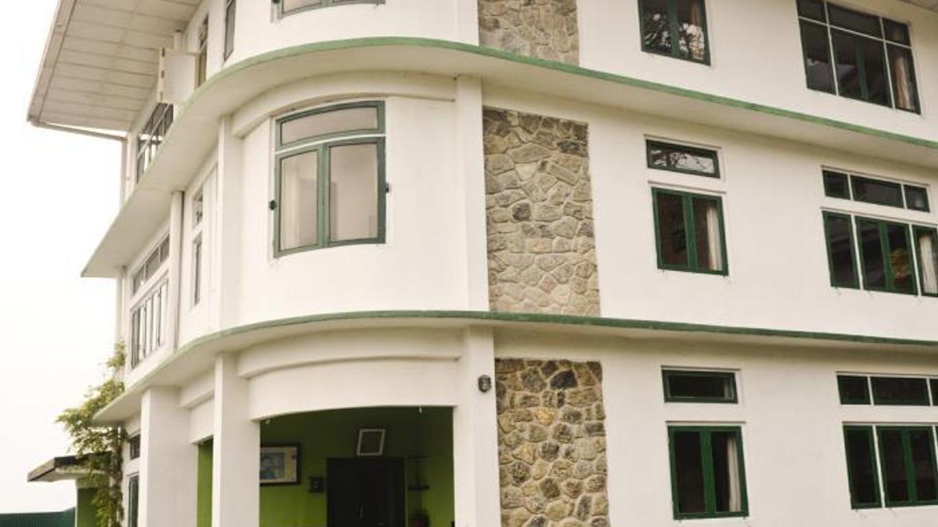 Rhenock House