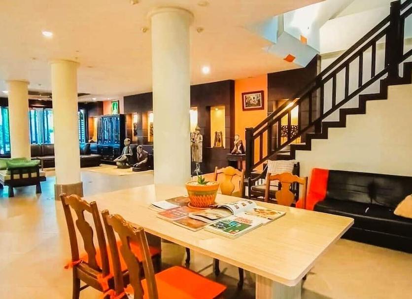 Dining room Photo