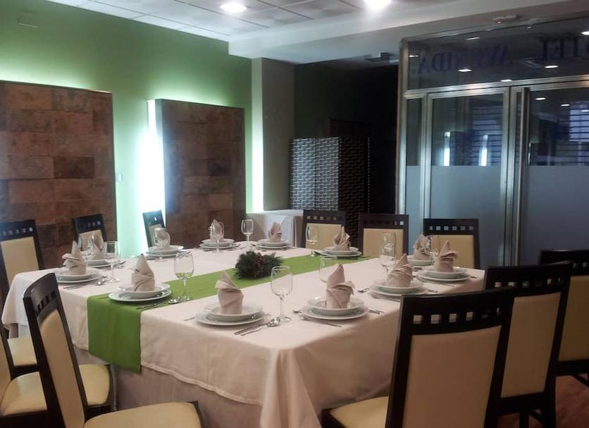 Dining room Photo