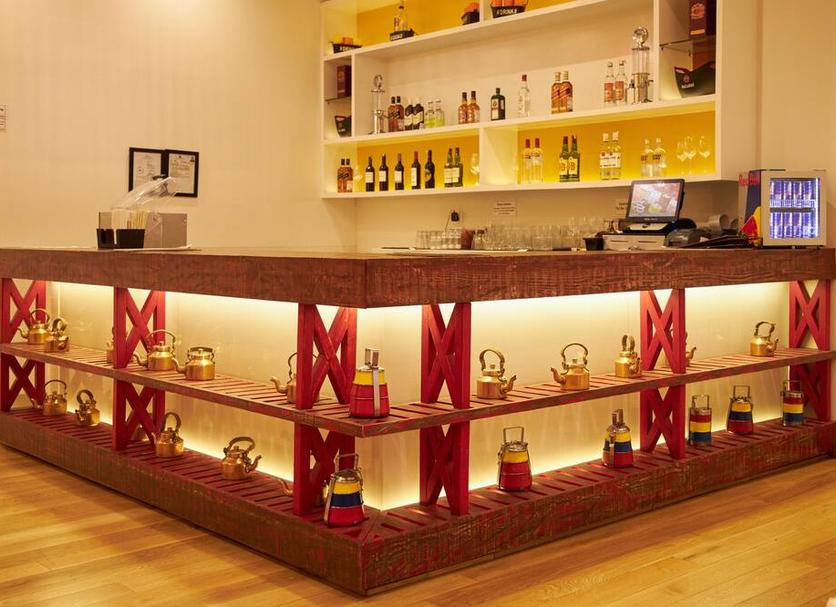 Bar Photo