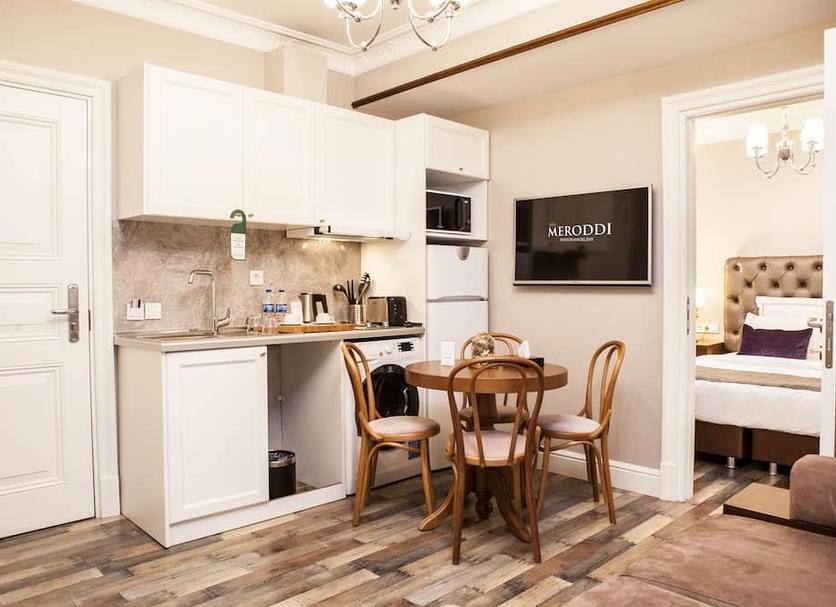 Kitchen Photo